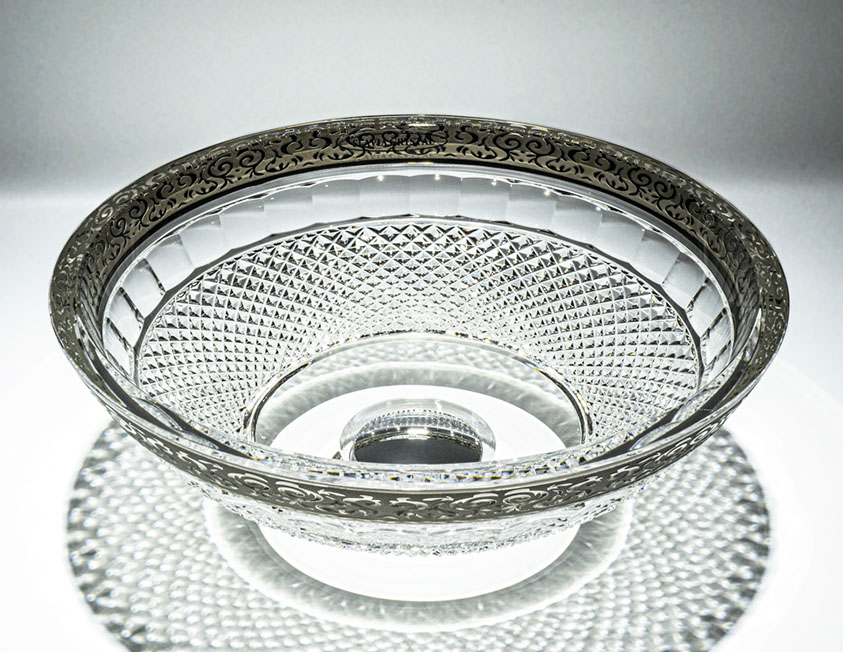 スラヴィアクリスタル　ミミ　エンパイアープラチナクリスタル洗面ボウル　｜クリスタル｜ガラス｜手洗器｜手洗いボウル｜洗面器｜小型｜コンパクト｜トイレ｜玄関｜スペース｜デザイン｜おしゃれ｜豪華｜美しい｜スラビアクリスタル｜小さめ｜