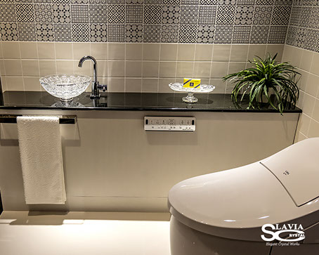 スラヴィアクリスタル　ミミ　クラッシック　エリザベス　クリスタル洗面ボウル設置例　｜取付例｜