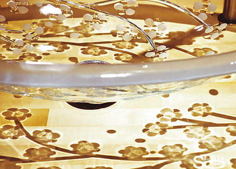 スラヴィアクリスタル　ミミ　クラッシック　サクラ洗面ボウル　｜クリスタル｜ガラス｜手洗器｜手洗いボウル｜洗面器｜小型｜コンパクト｜トイレ｜玄関｜スペース｜デザイン｜おしゃれ｜豪華｜美しい｜スラビアクリスタル｜小さめ：｜