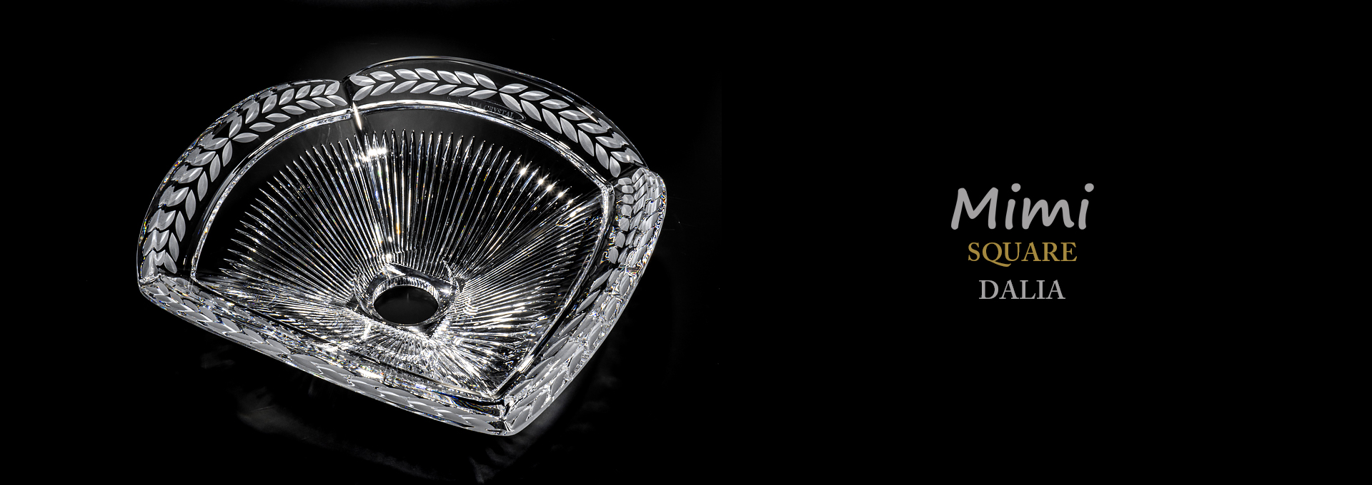 スラヴィアクリスタル　ミミ　スクエアーダリア洗面ボウル　｜クリスタル｜ガラス｜手洗器｜手洗いボウル｜洗面器｜小型｜コンパクト｜トイレ｜玄関｜スペース｜デザイン｜おしゃれ｜豪華｜美しい｜スラビアクリスタル｜小さめ：｜ 