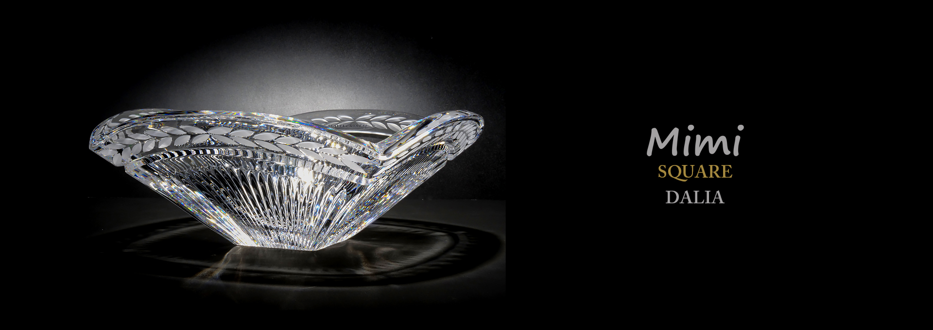 スラヴィアクリスタル　ミミ　スクエアーダリア洗面ボウル　｜クリスタル｜ガラス｜手洗器｜手洗いボウル｜洗面器｜小型｜コンパクト｜トイレ｜玄関｜スペース｜デザイン｜おしゃれ｜豪華｜美しい｜スラビアクリスタル｜小さめ：｜ 