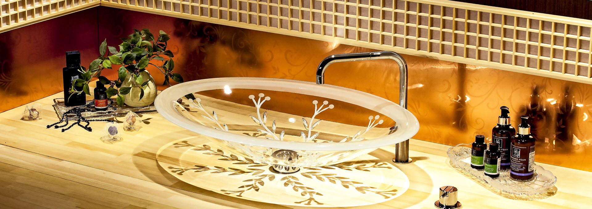 スラヴィアクリスタル：リタ洗面ボウル：洗面器：手洗い器：手洗いボウル：最高級：美しい：おしゃれ：豪華：